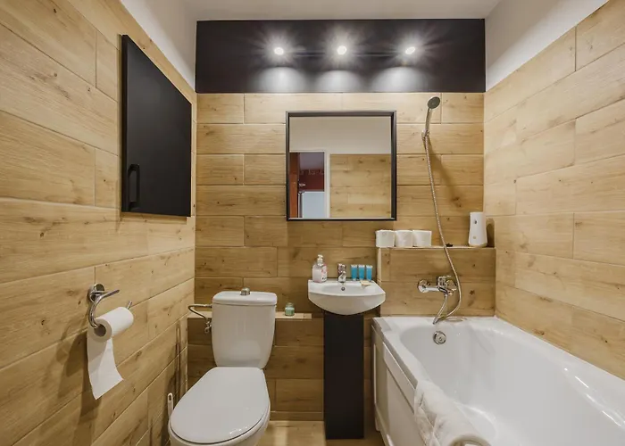 Osiedle Piastowskie Homey By Bookinghost Poznan